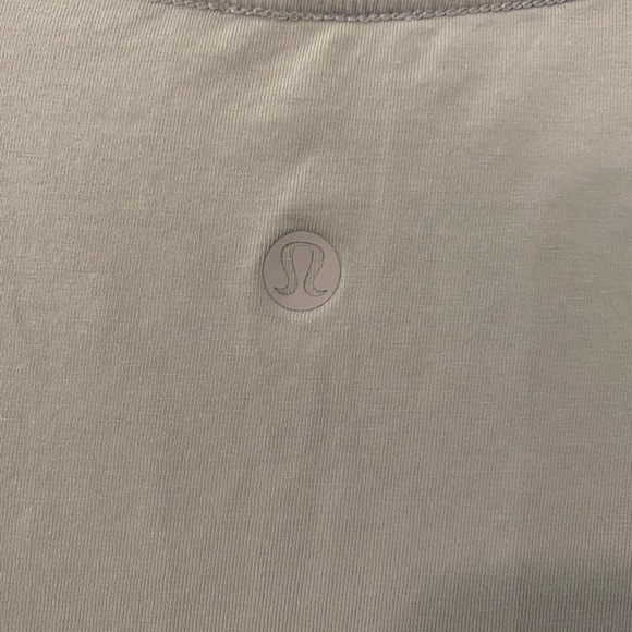 Lululemon Love Curved-Hem Crewneck T-shirt - Picture 3 of 3